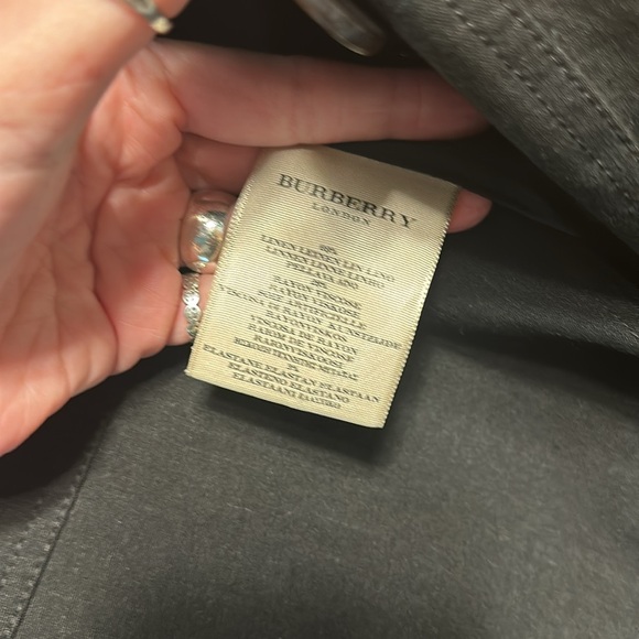 Vintage form fitting flattering vintage black button down dress size 2 - Picture 12 of 12